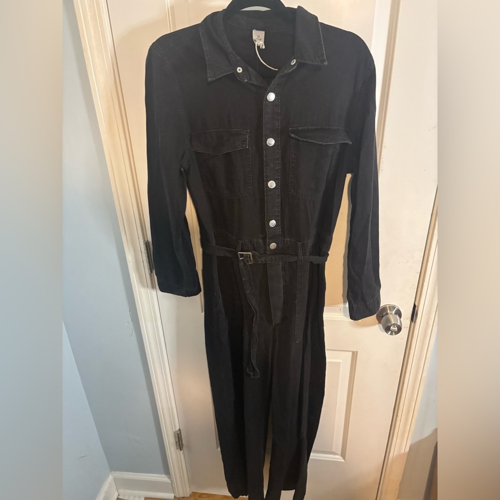 &Denim H&M Black denim Button-Up Jumpsuit belted size 8 EUC